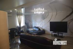 Дом 160м&sup2;, 2-этажный, участок 6 сот.  