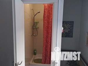 Коттедж 280м&sup2;, 2-этажный, участок 10 сот.  