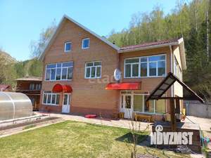 Дом 271м&sup2;, 3-этажный, участок 11 сот.  