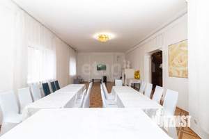 Дом 377м², 3-этажный, участок 770 сот.  