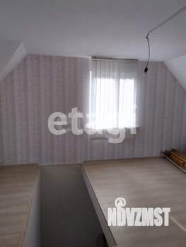 Дом 100м&sup2;, 2-этажный, участок 5 сот.  