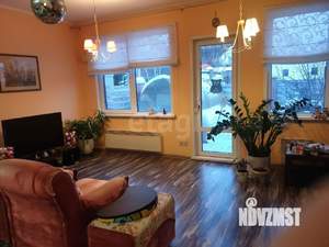 Дом 201м&sup2;, 3-этажный, участок 4 сот.  