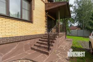 Дом 242м², 3-этажный, участок 20 сот.  