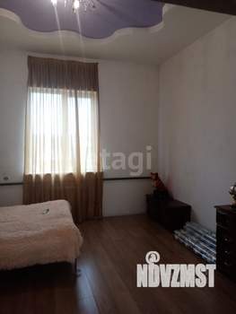 Дом 322м&sup2;, 2-этажный, участок 7 сот.  