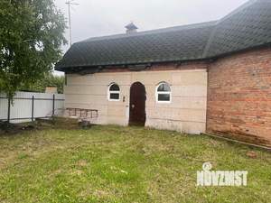 Коттедж 280м&sup2;, 3-этажный, участок 15 сот.  