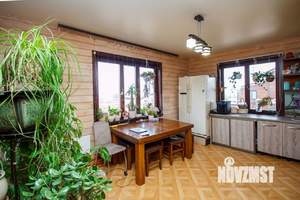 Дом 170м², 2-этажный, участок 14 сот.  
