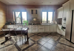 Дом 177м², 2-этажный, участок 9 сот.  