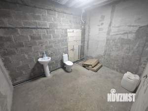 Дом 300м&sup2;, 1-этажный, участок 8 сот.  