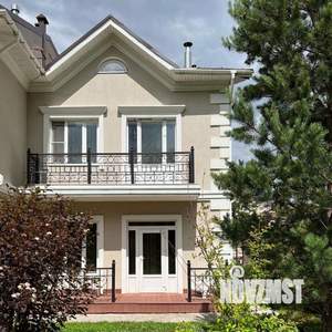 Таунхаус 150м², 3-этажный, участок 6 сот.  