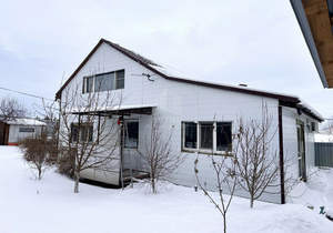 Дом 105м&sup2;, 2-этажный, участок 10 сот.  