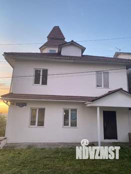 Коттедж 277м&sup2;, 3-этажный, участок 6 сот.  