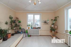 Дом 253м&sup2;, 2-этажный, участок 4 сот.  