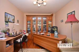 Дом 318м&sup2;, 2-этажный, участок 16 сот.  