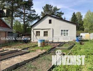 Дом 20м&sup2;, 2-этажный, участок 11 сот.  