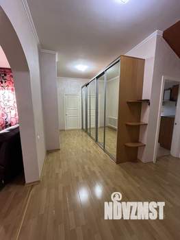 Коттедж 337м&sup2;, 2-этажный, участок 11 сот.  