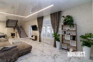 Дом 330м&sup2;, 2-этажный, участок 8 сот.  