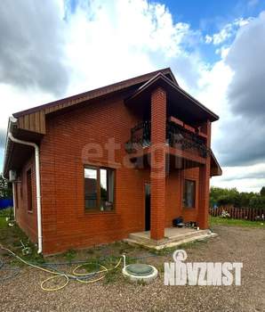 Дом 200м&sup2;, 2-этажный, участок 15 сот.  