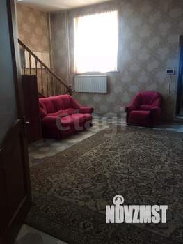 Дом 489м², 2-этажный, участок 8 сот.  