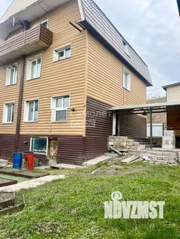 Дом 239м², 3-этажный, участок 540 сот.  