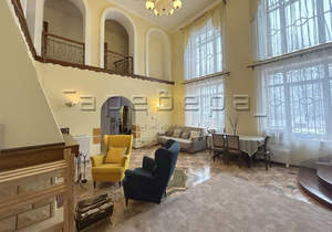 Дом 478м&sup2;, 3-этажный, участок 17 сот.  