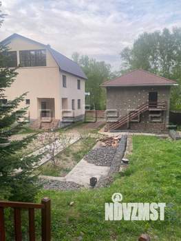 Дом 245м&sup2;, 2-этажный, участок 11 сот.  