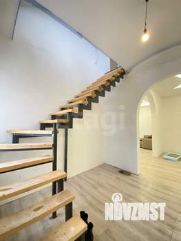 Дом 184м&sup2;, 2-этажный, участок 7 сот.  