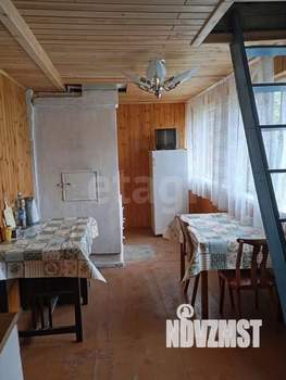 Дом 52м&sup2;, 2-этажный, участок 9 сот.  