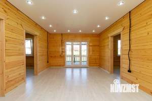 Дом 180м&sup2;, 2-этажный, участок 6 сот.  