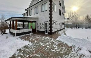 Дом 250м², 3-этажный, участок 15 сот.  