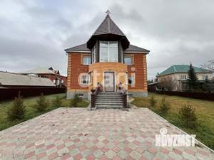 Дом 502м&sup2;, 3-этажный, участок 14 сот.  