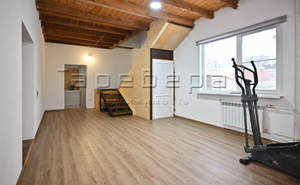 Дом 200м&sup2;, 2-этажный, участок 6 сот.  