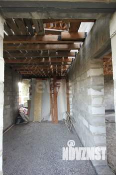 Дом 200м&sup2;, 3-этажный, участок 5 сот.  