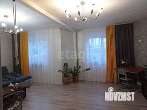 Дом 252м², 2-этажный, участок 586 сот.  