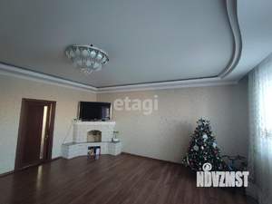 Дом 211м&sup2;, 2-этажный, участок 12 сот.  