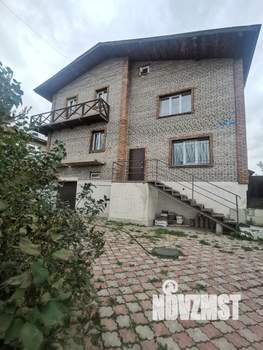 Дом 270м², 2-этажный, участок 10 сот.  