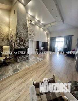 Дом 265м², 3-этажный, участок 6 сот.  