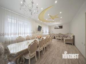 Дом 219м², 2-этажный, участок 15 сот.  