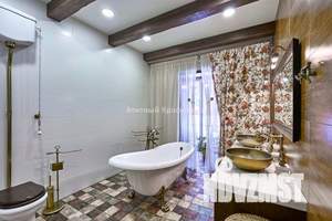 Коттедж 300м&sup2;, 2-этажный, участок 15 сот.  