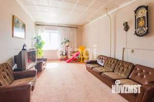 Дом 260м², 2-этажный, участок 15 сот.  