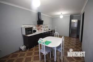 Дом 243м², 3-этажный, участок 7 сот.  