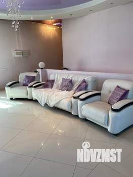 Дом 336м&sup2;, 2-этажный, участок 8 сот.  