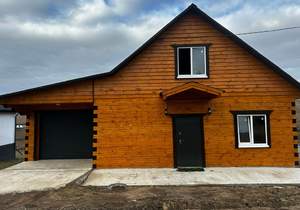 Дом 200м², 2-этажный, участок 10 сот.  