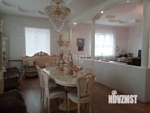 Дом 322м&sup2;, 2-этажный, участок 7 сот.  