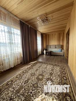 Дом 270м&sup2;, 3-этажный, участок 13 сот.  