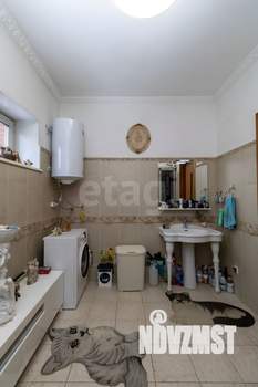 Дом 550м&sup2;, 4-этажный, участок 8 сот.  