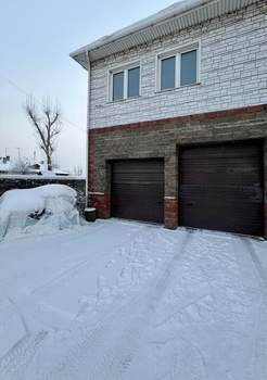 Дом 326м&sup2;, 3-этажный, участок 8 сот.  