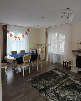 Дом 150м², 2-этажный, участок 10 сот.  