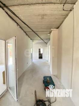 Дом 305м&sup2;, 2-этажный, участок 10 сот.  