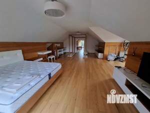 Коттедж 320м², 3-этажный, участок 14 сот.  