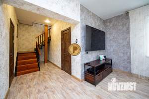 Коттедж 150м², 2-этажный, участок 10 сот.  